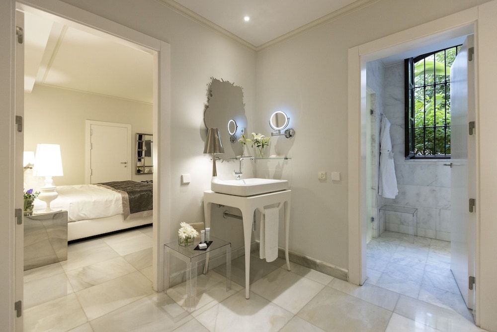 Hospes Palacio de los Patos, a Member of Design Hotels Double Room (Dreamer Palacio) 2