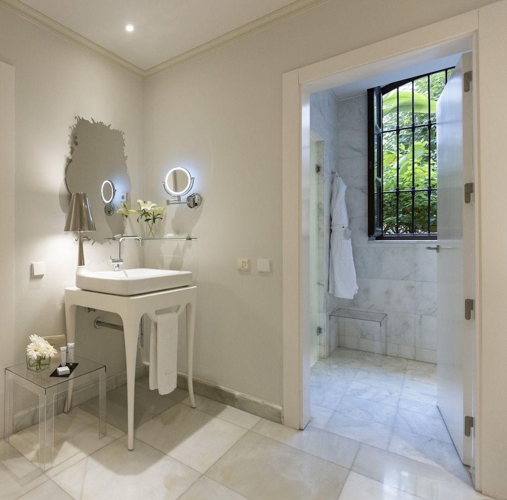 Hospes Palacio de los Patos, a Member of Design Hotels Double Room (Dreamer Palacio) 3