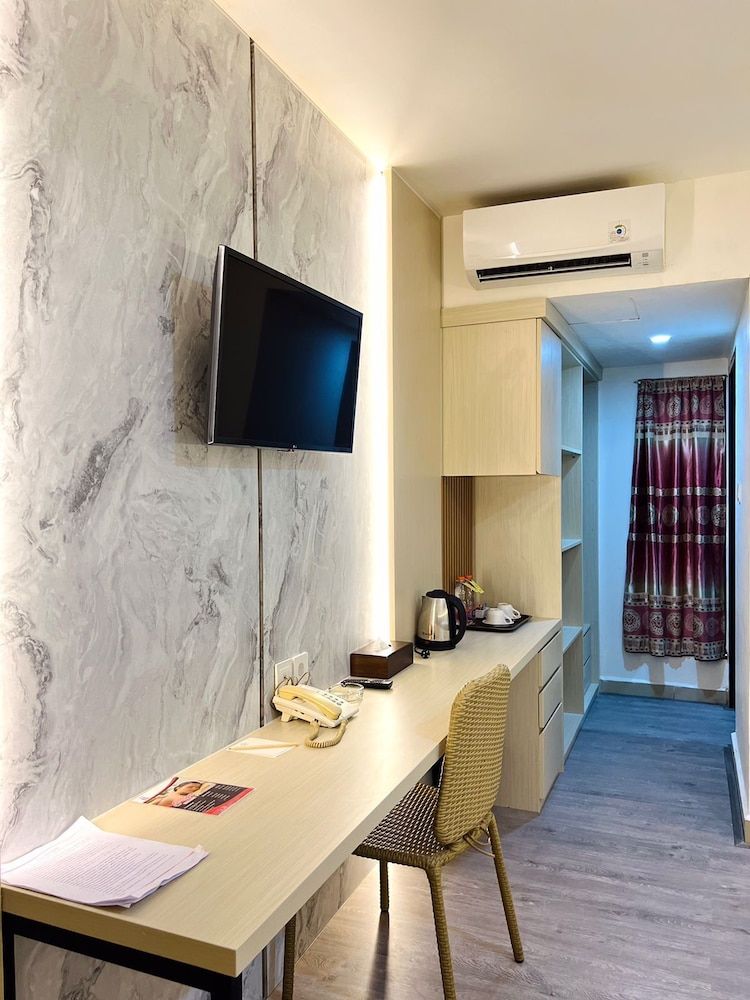 Belagri Hotel & Resto Deluxe Double Room 4