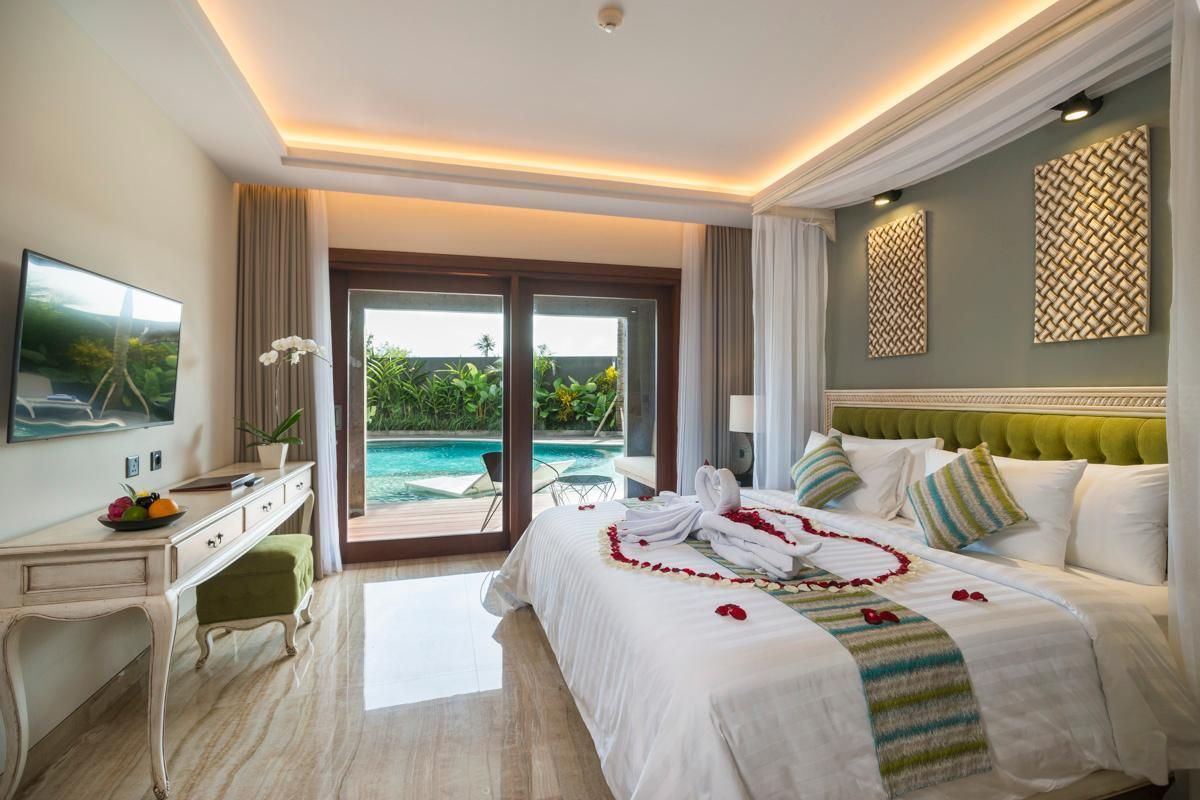 Honeymoon Suite