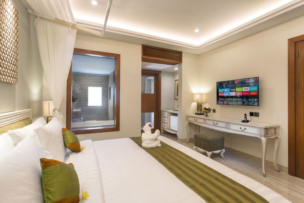 Suite Lagoon Honeymoon (1 large bed)