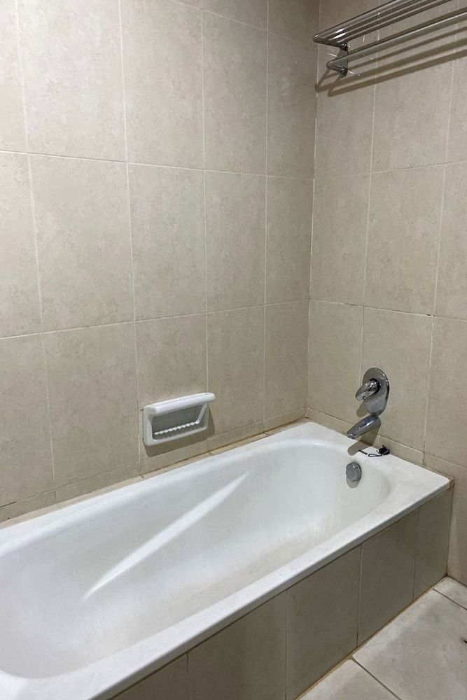 Hotel 88 Diponegoro Jember by WH Junior Suite 5