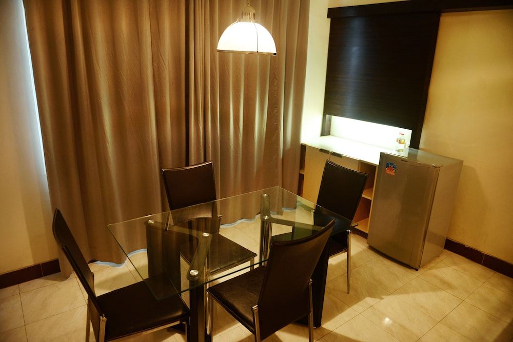 Hotel 88 Diponegoro Jember by WH Junior Suite 6