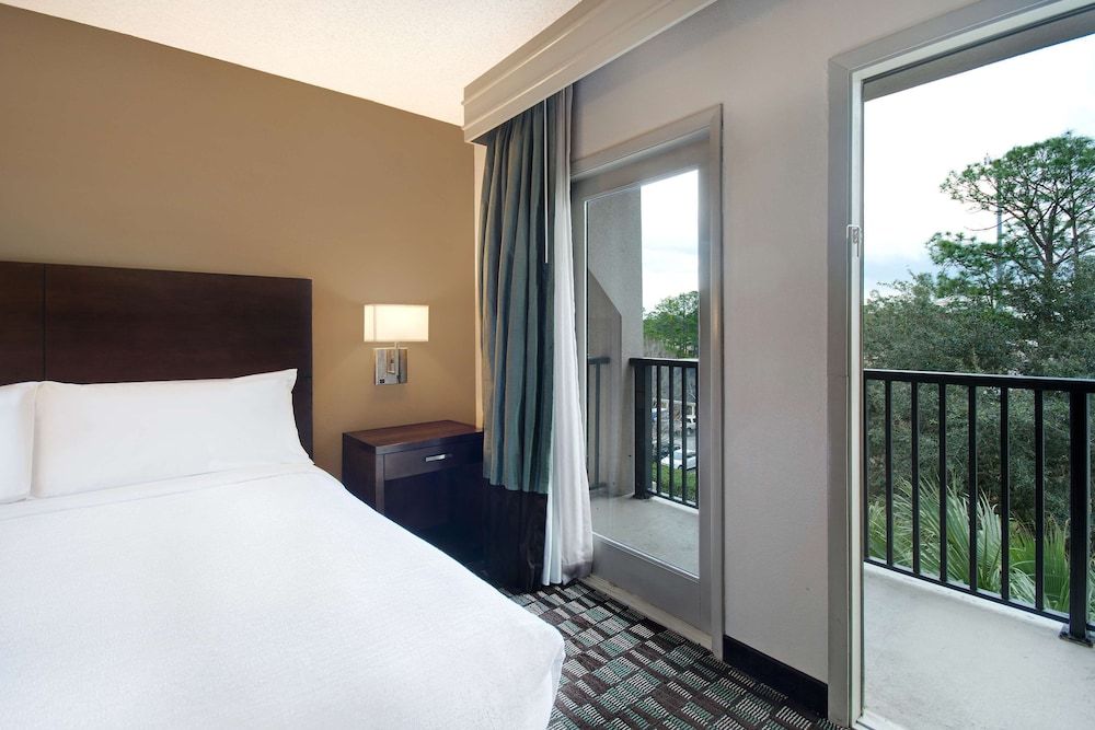 Room, 1 King Bed, Balcony (South Wing)