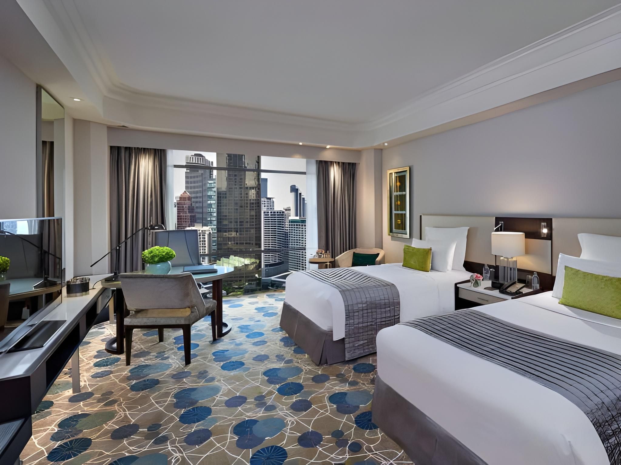 Deluxe City View Room King Bed
