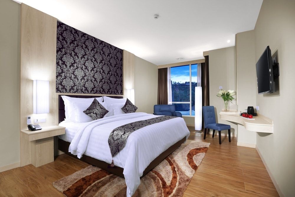 Aston Batam Hotel & Residence Deluxe Premier (Apartment Building) 3