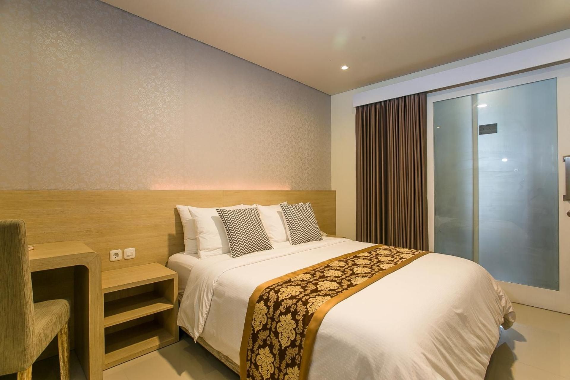 Superior King or Twin Room