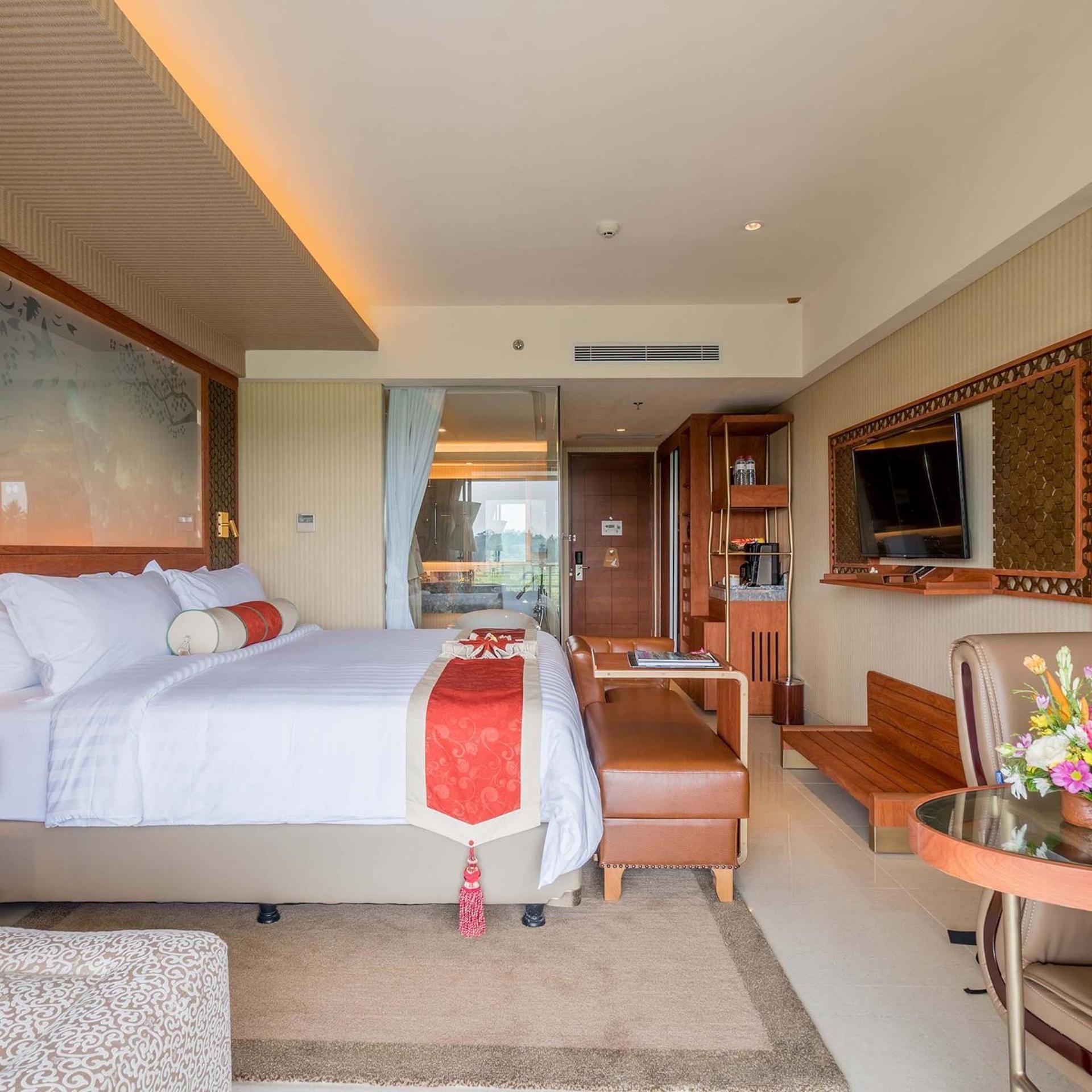 Deluxe Premium Rice Field View King Room with Outdoor Soaking Tub