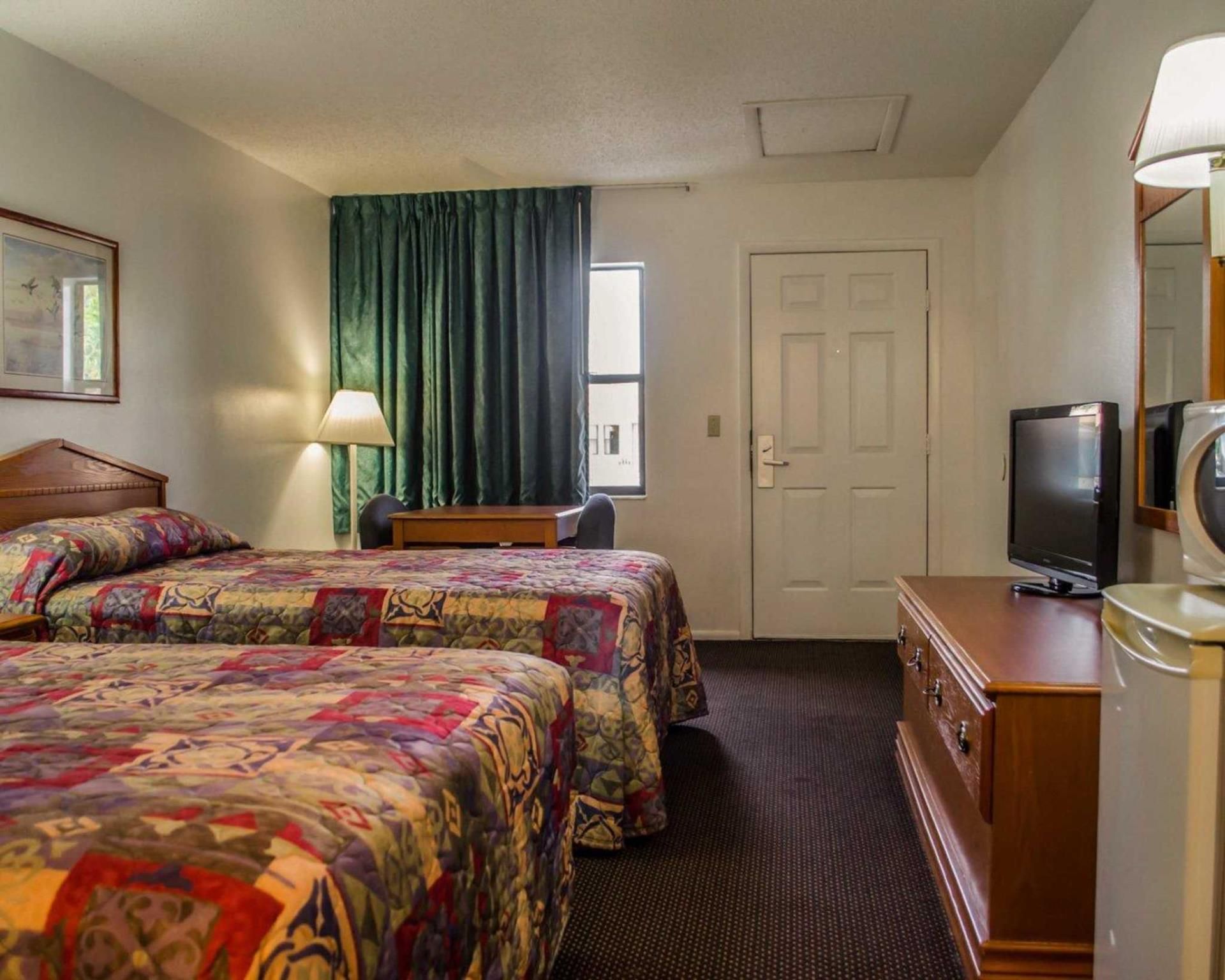 Double with 2 Double Beds - Non-Smoking