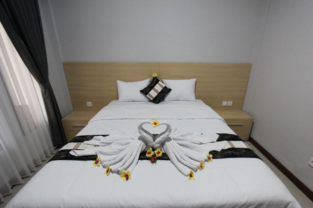 Tom Guest House