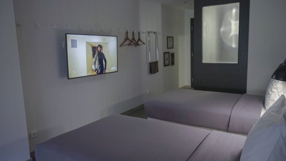 Suite, 2 Twin Beds