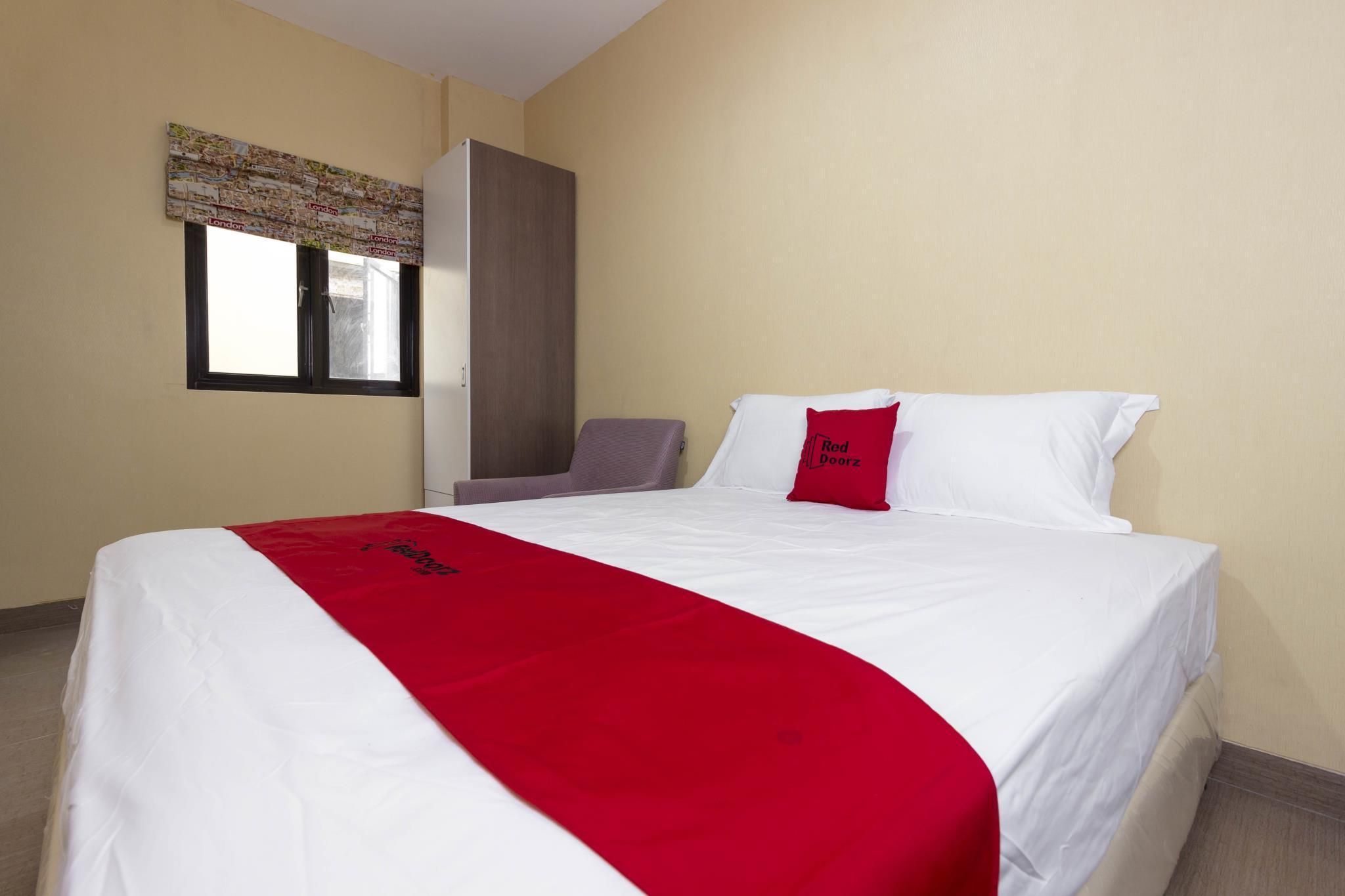 RedDoorz Plus @ Cipete Damai RedDoorz Room 5