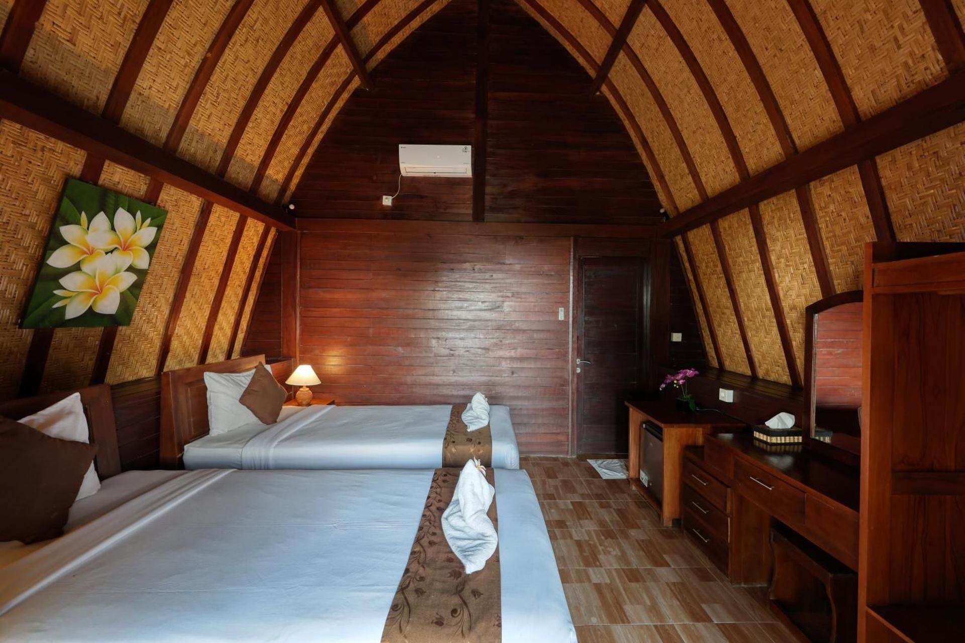 Bataran Garden Cottage Twin Bungalow Garden View