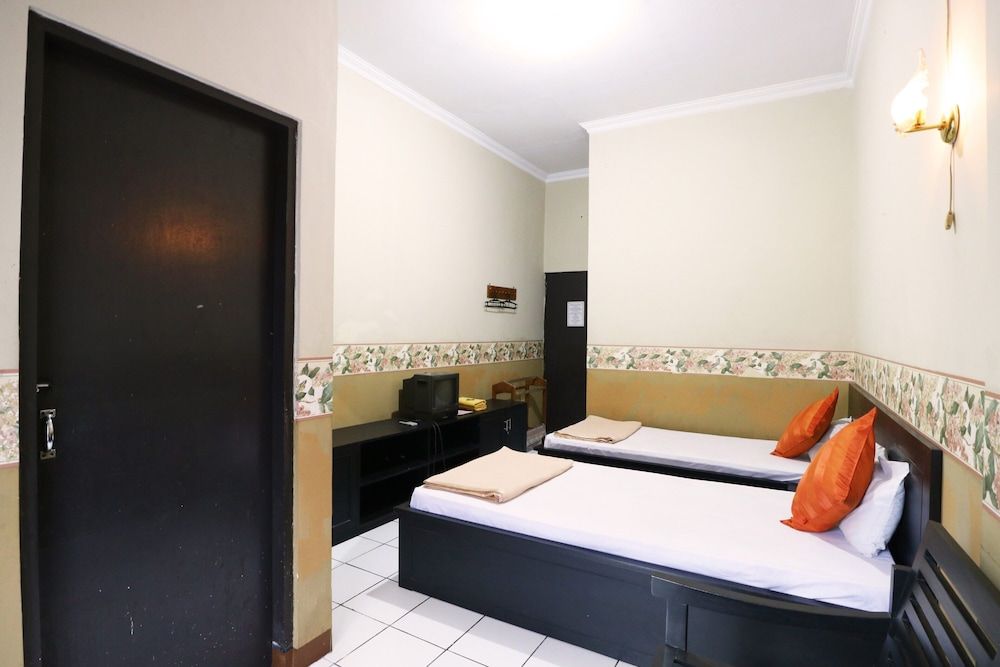 Hotel Wisata Executive Room 3