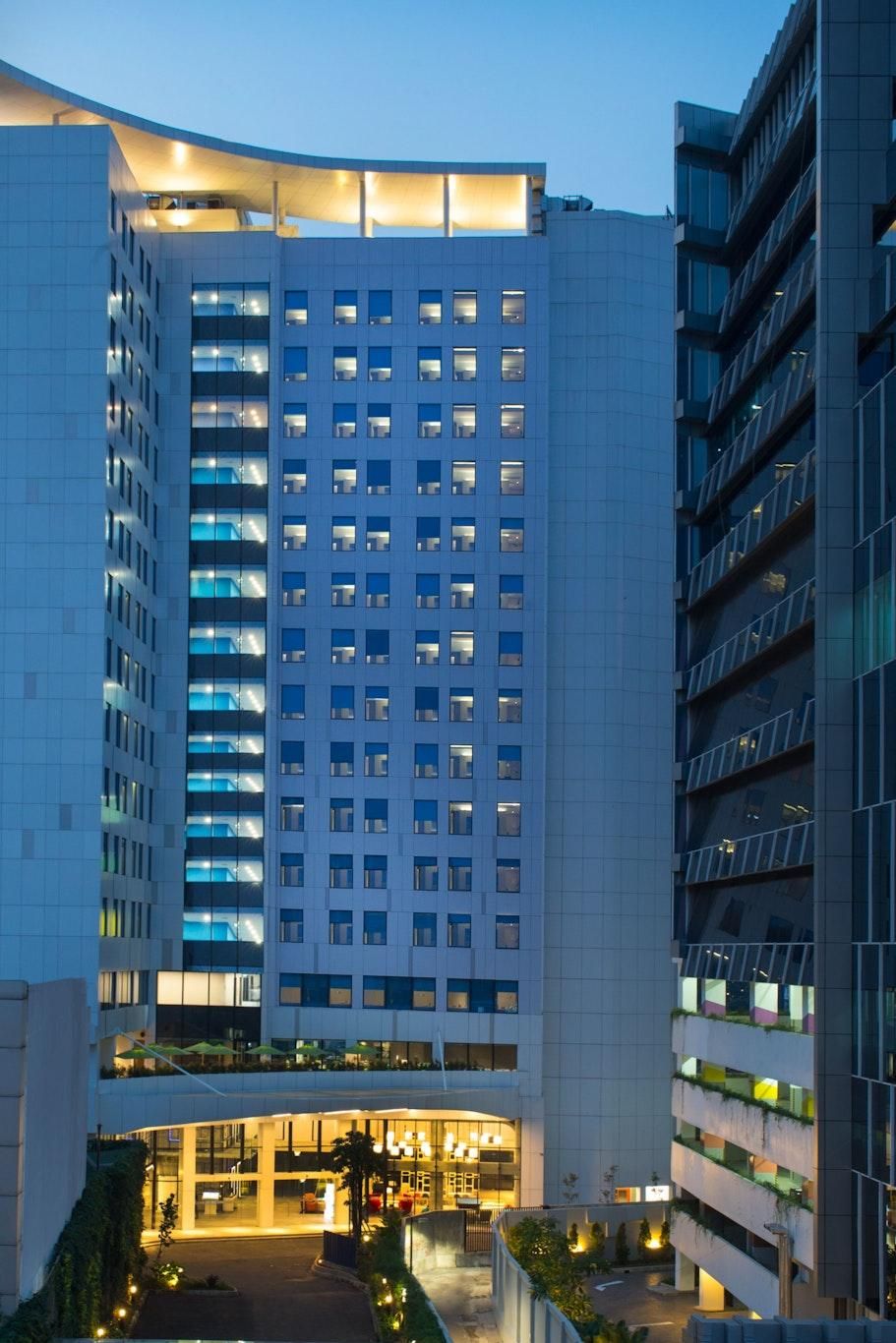 undefined Aloft Jakarta Wahid Hasyim 2