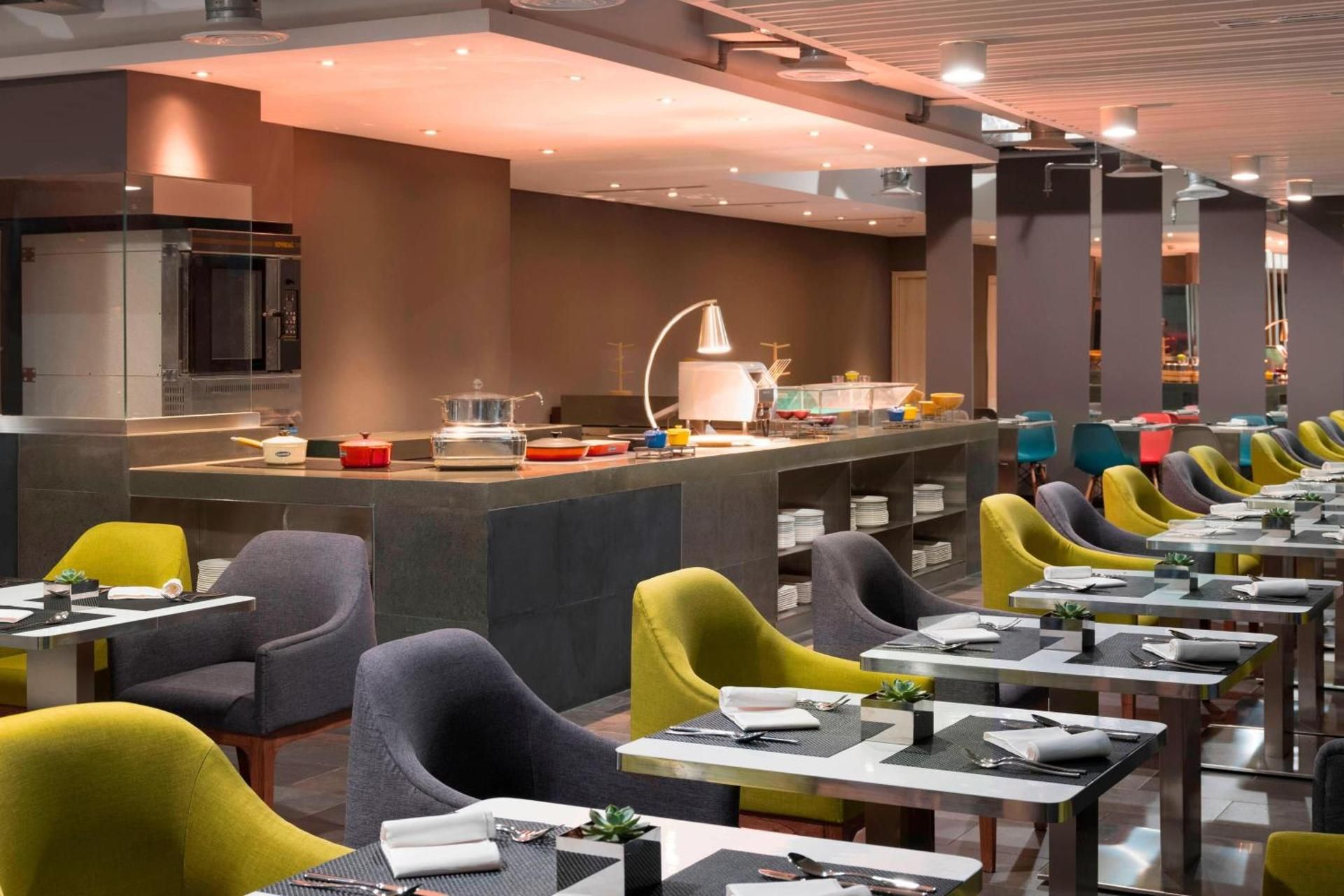 undefined Aloft Jakarta Wahid Hasyim 8