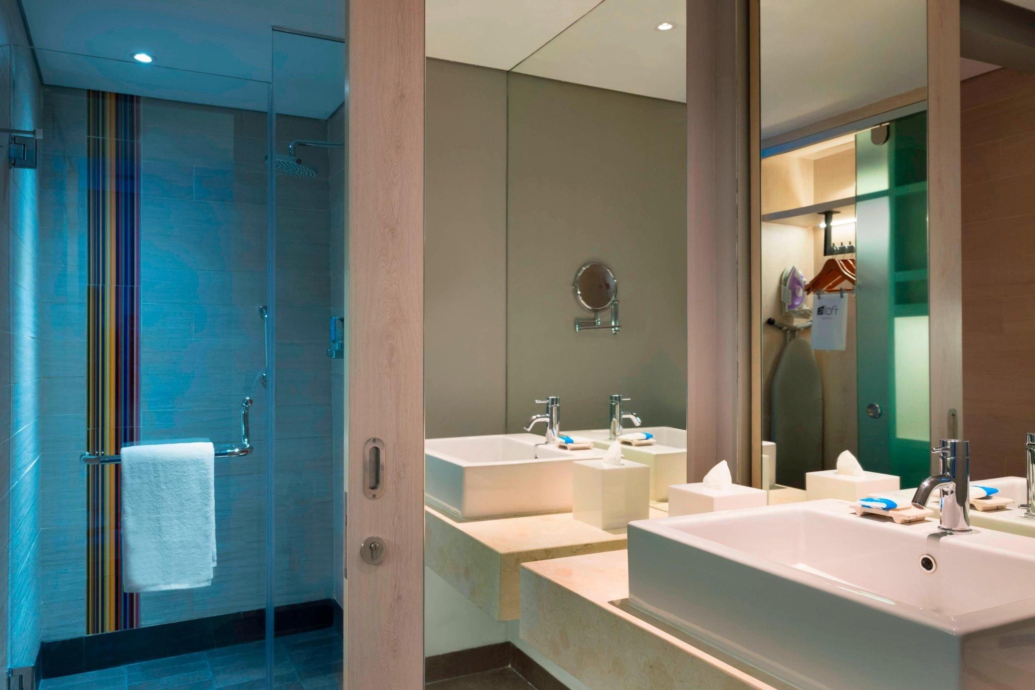 undefined Aloft Jakarta Wahid Hasyim 10