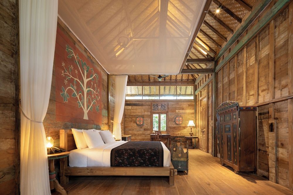 Wooden Suite with 30minutes Massage