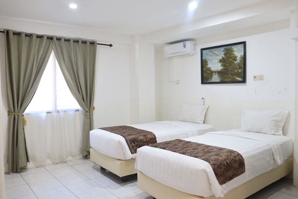 Netral Hotel Premium Double or Twin Room 2