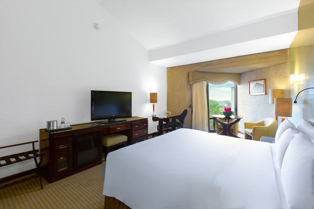 Radisson San Jose-Costa Rica Standard Room, 1 King Bed, Non Smoking (Safe)