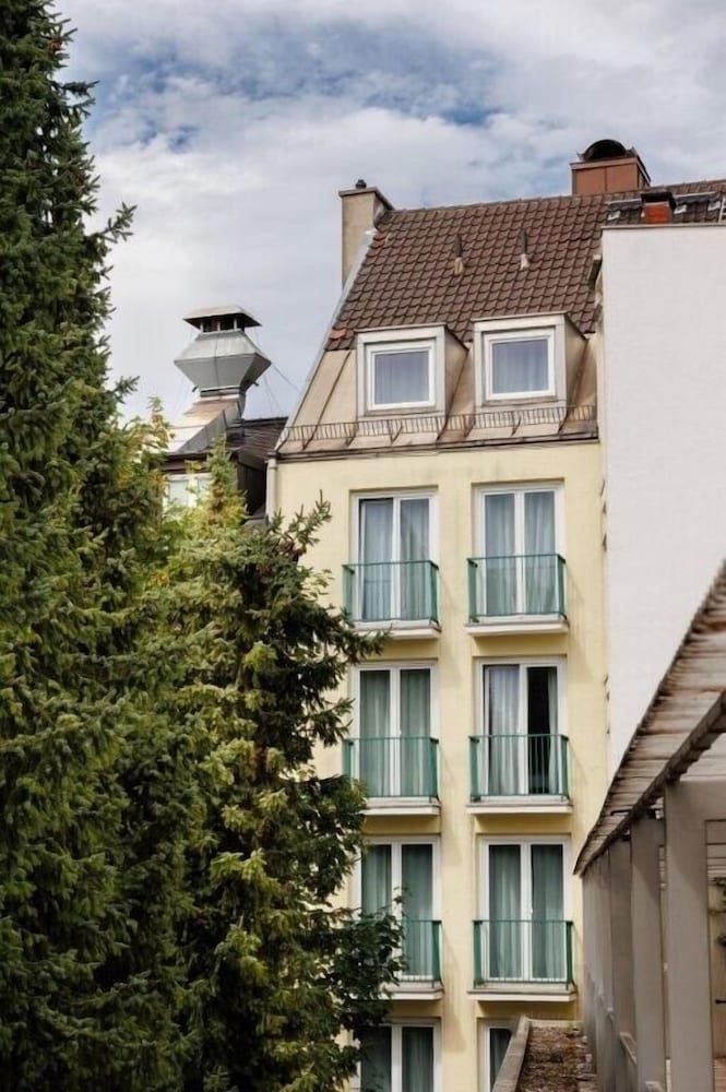 undefined Hotel Nymphenburg City 2