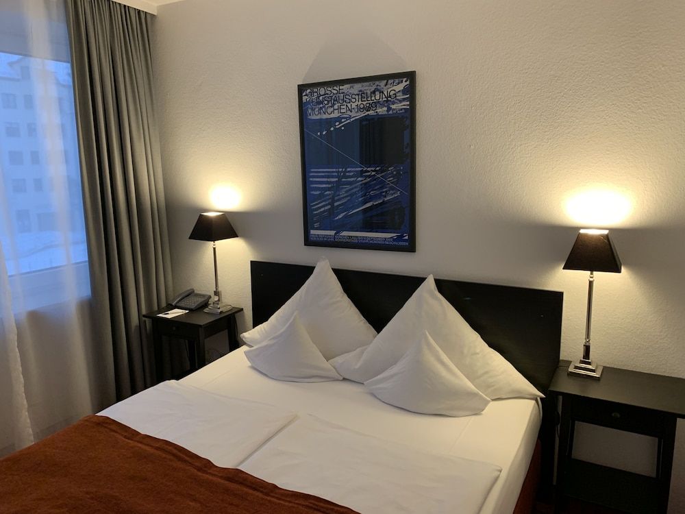 undefined Hotel Nymphenburg City 3