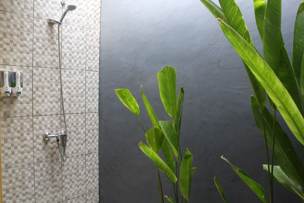 Singabu Bungalows Deluxe Double Room 4