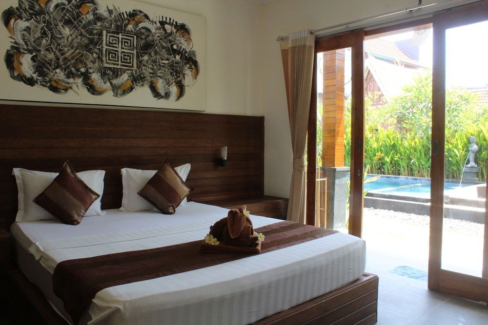 Singabu Bungalows Deluxe Double Room 3
