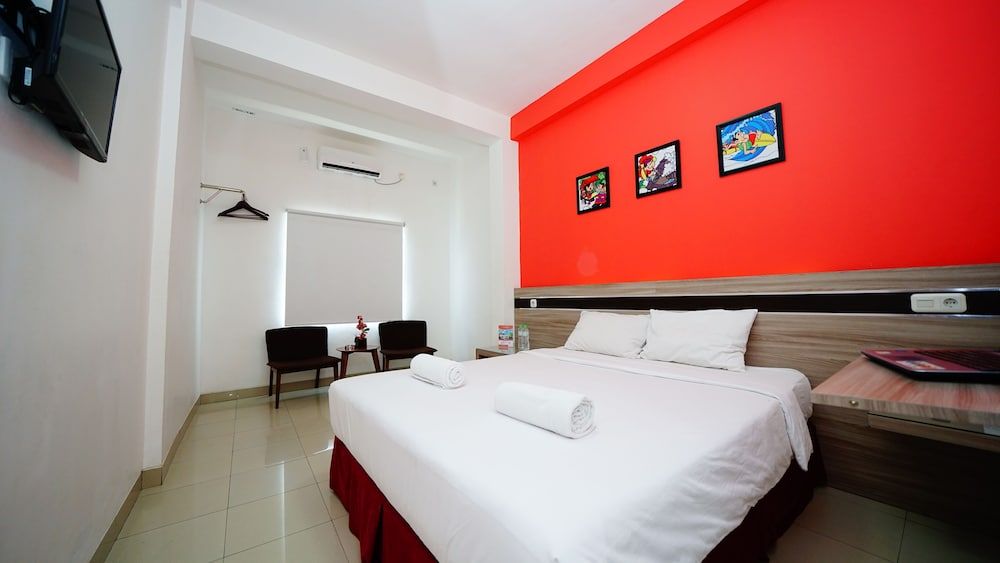 Amaia Hotel Superior Double Room 3
