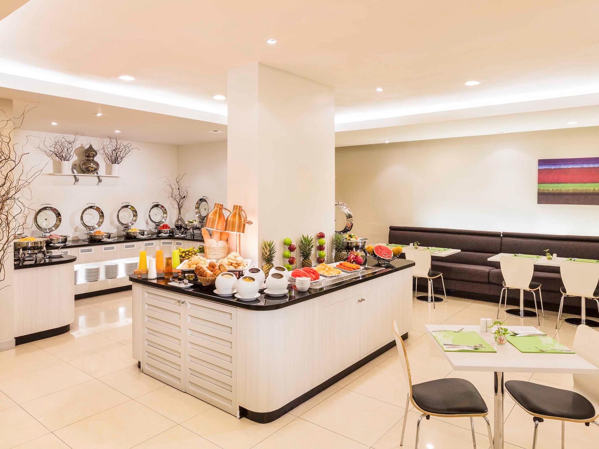 undefined Ibis Bangkok Sathorn 8