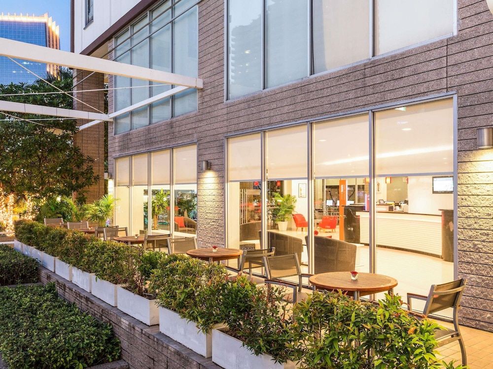 undefined ibis Bangkok Sathorn 2