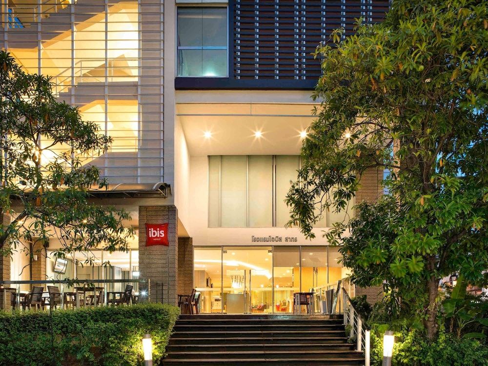 undefined ibis Bangkok Sathorn 4