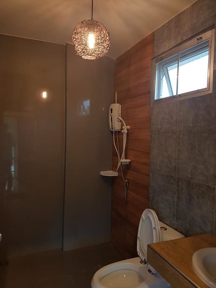 Suwi CoCo Ville Resort Deluxe Room 11