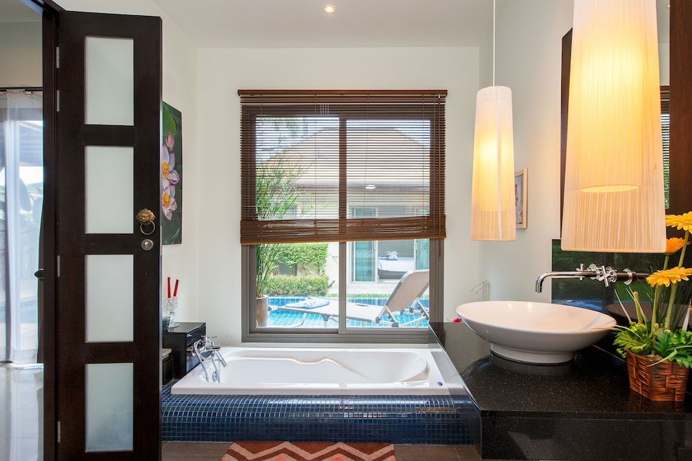 Niche Villas by TropicLook Comfort Villa, 2 Bedrooms, Private Pool, Pool View 3