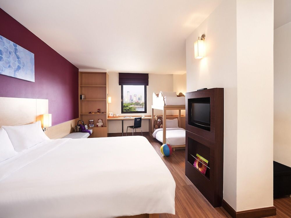 undefined ibis Bangkok Riverside 2