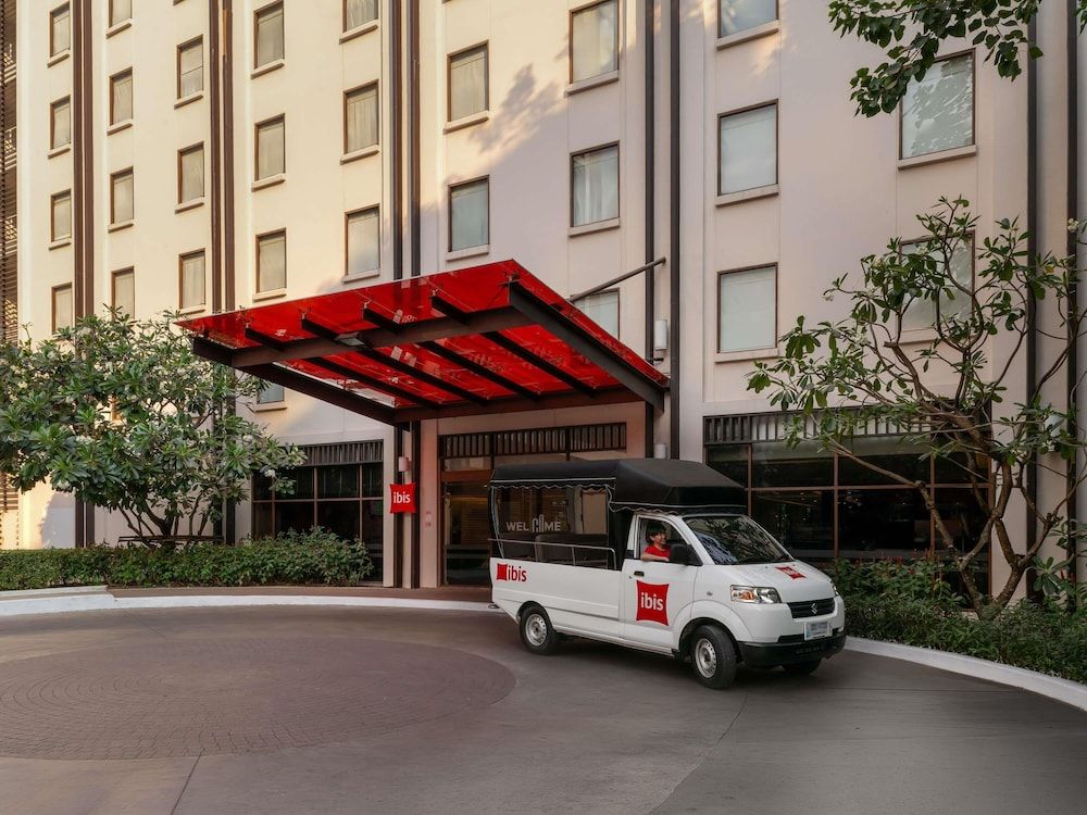 undefined ibis Bangkok Riverside 4