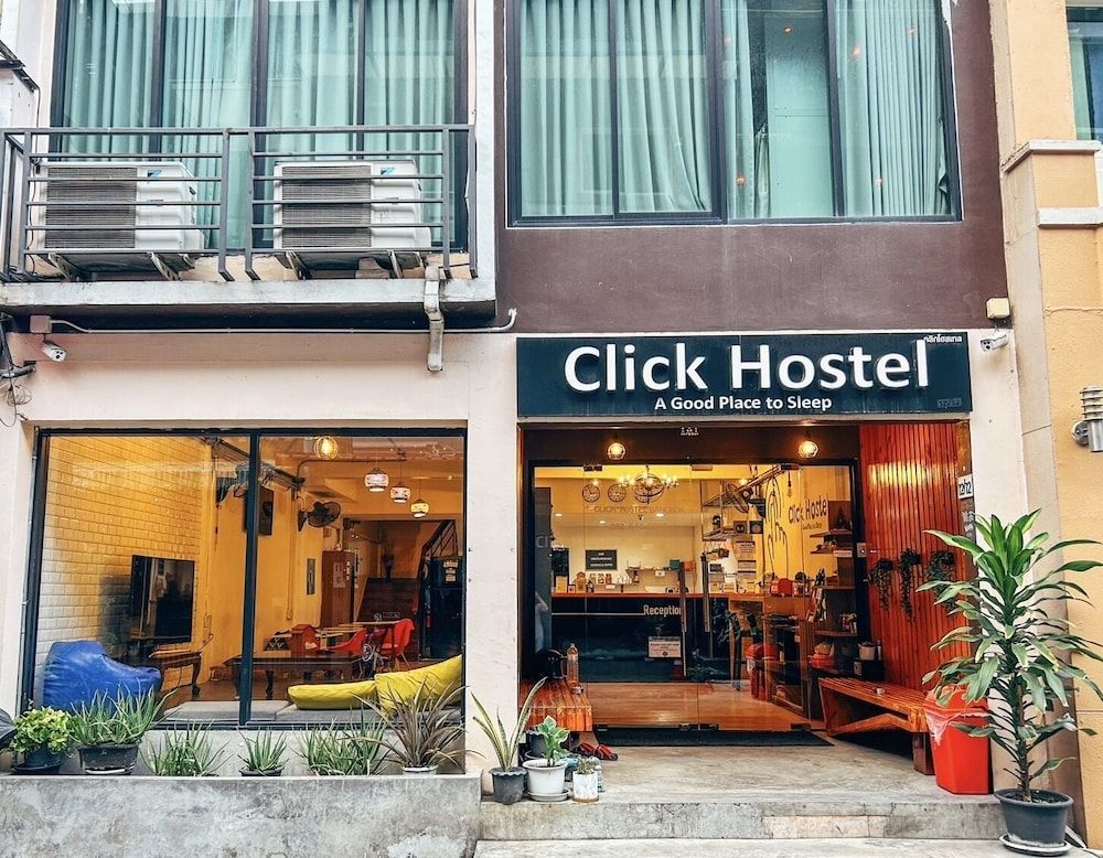 undefined Click Hostel 4