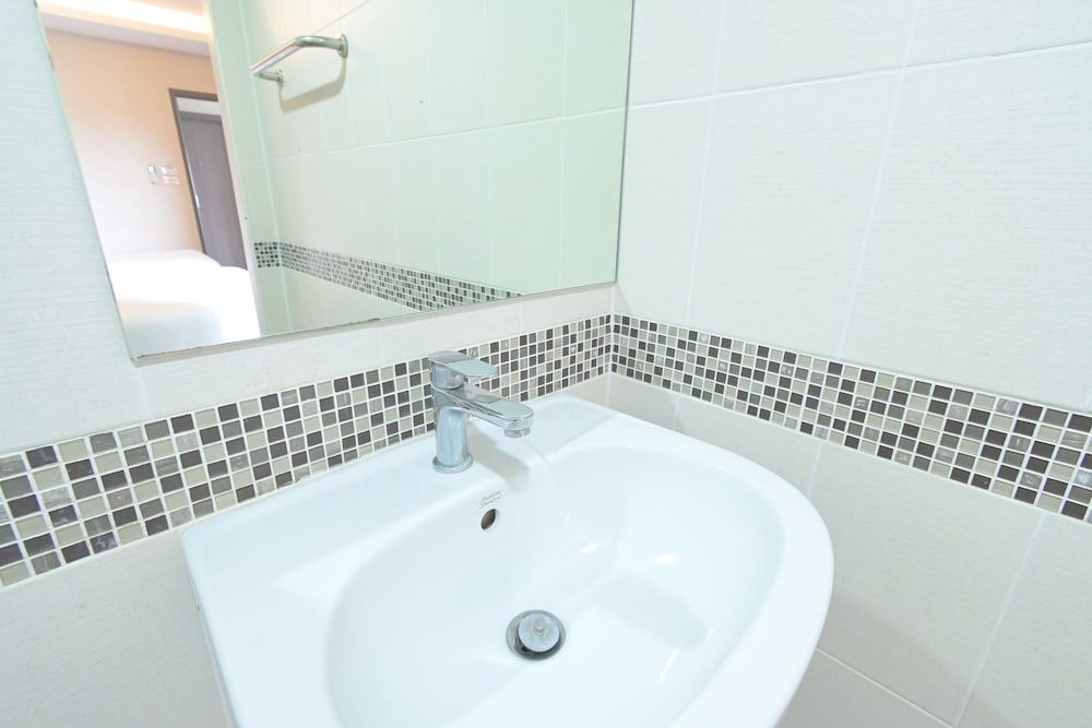 Sleep Hotel Bangkok Deluxe Double Room 11