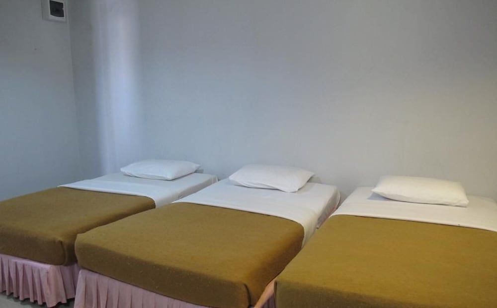 undefined Tongpoon Hotel 7