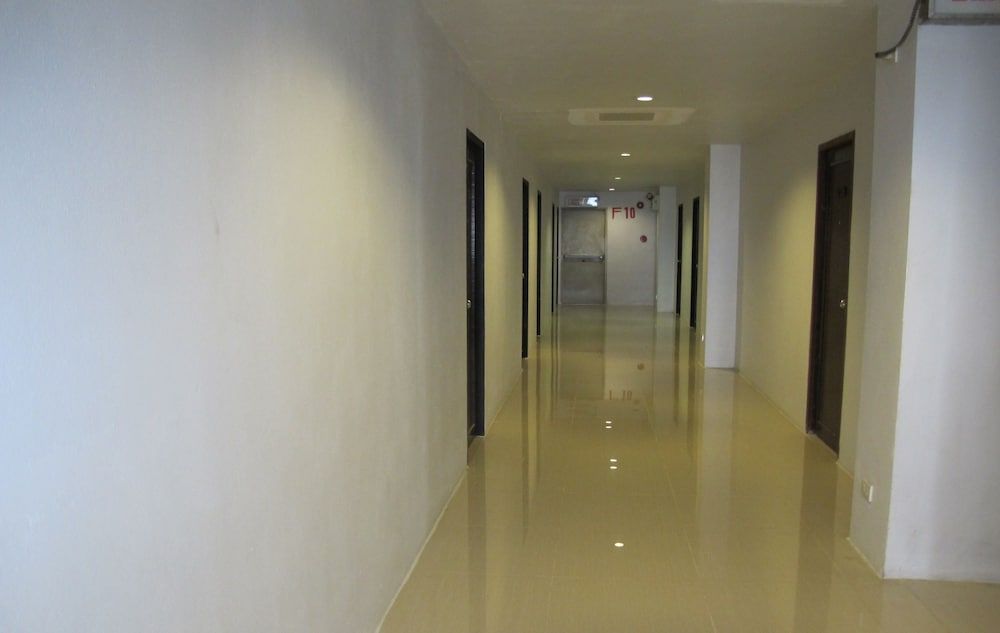 undefined Tongpoon Hotel 8