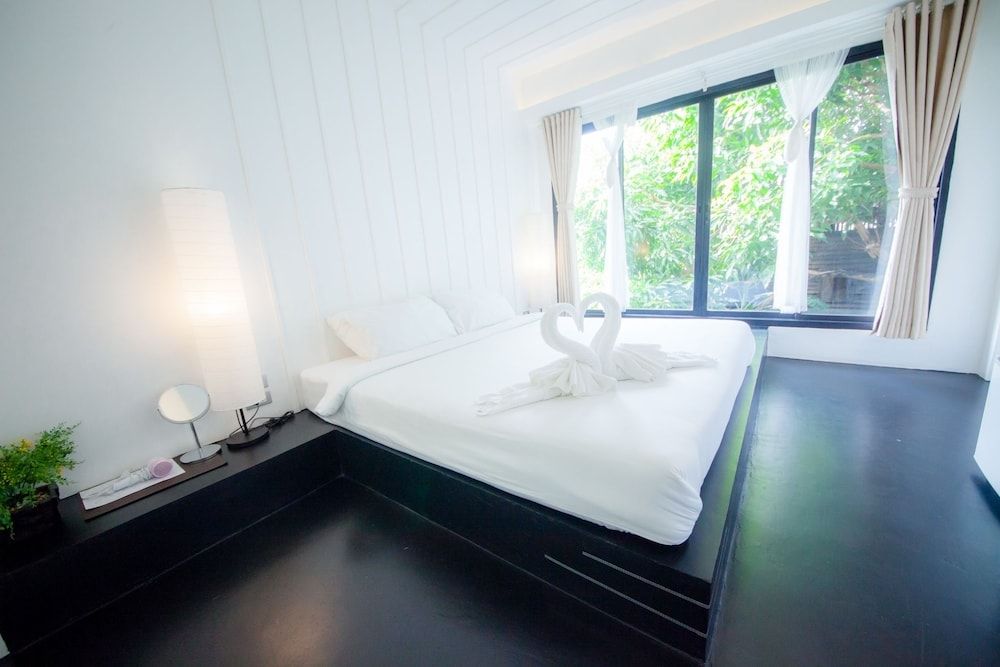 Trat 101 Hotel White Suite 6