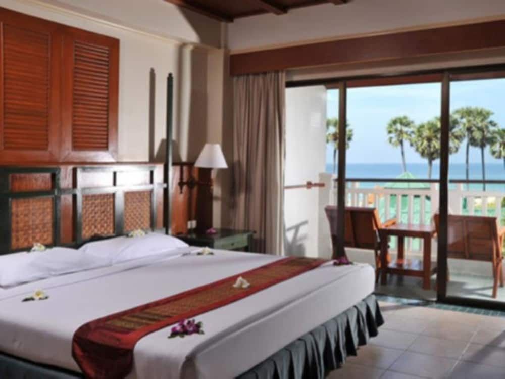 undefined Karon Princess Hotel 2