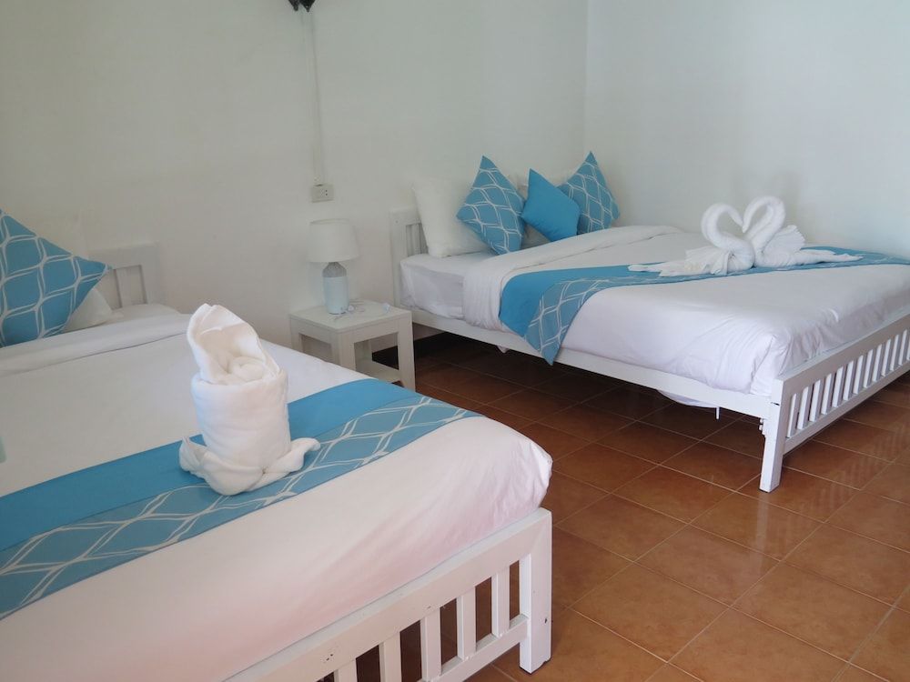 Assava Dive Resort Standard Triple Room 2