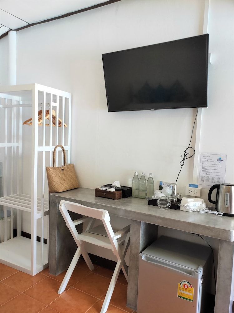 Assava Dive Resort Standard Triple Room 3