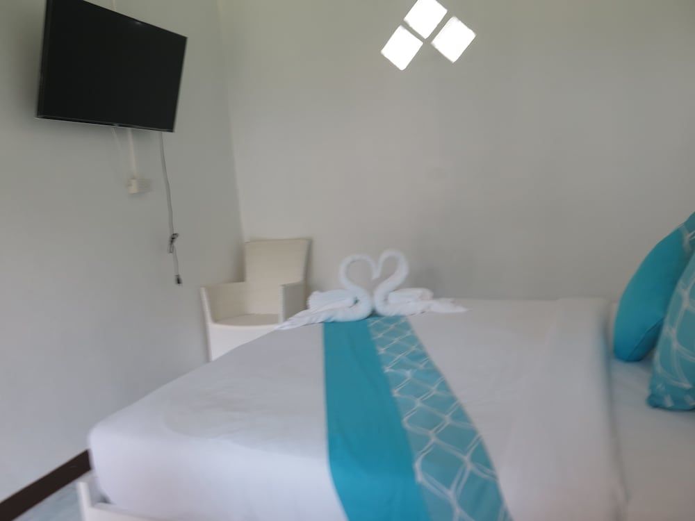 Assava Dive Resort Superior Bungalow 11