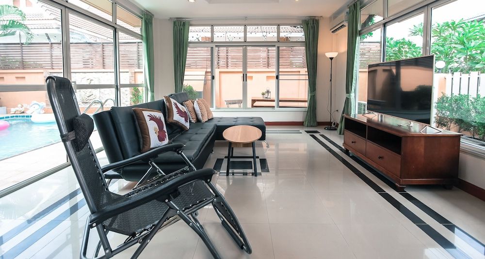 Hansa Paradise Hill Pool Villa Superior Villa, 3 Bedrooms, Private Pool, Pool View 13