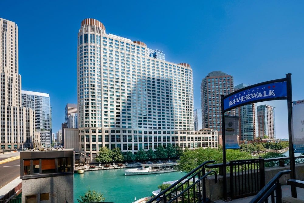 undefined Sheraton Grand Chicago Riverwalk 6