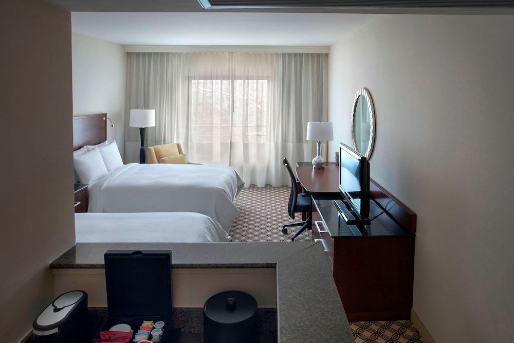 Room, 2 Double Beds (Mobility Accessible, Tub)