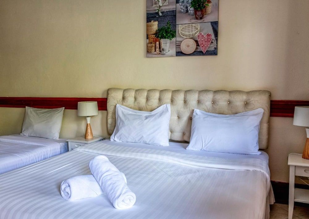 Kata Leaf Resort Superior Triple Room 3