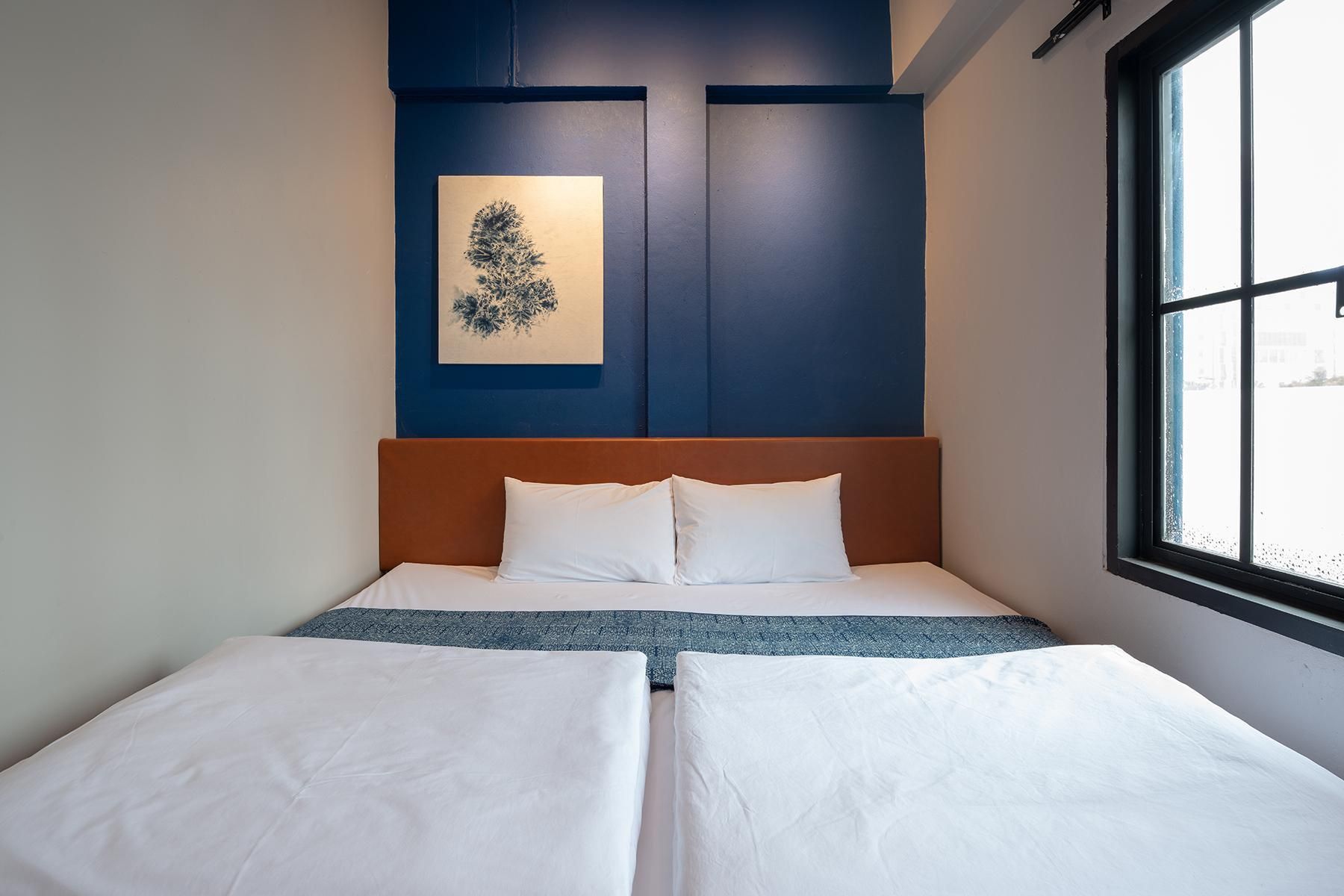 Family Room with Shared Bathroom - 4 Persons